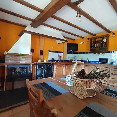 A Portelina Casa Rural, Entre Vinedos Y Castanos Alpehytte Rubia